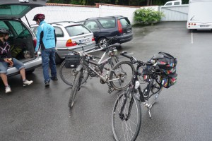 Startvorbereitungen am Parkplatz